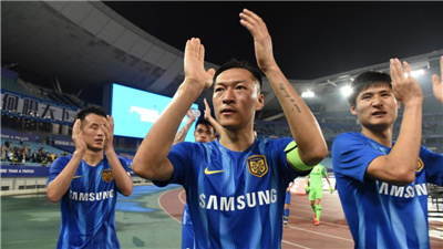 “老”新人吳曦重返上海申花 將盡全力為球隊(duì)創(chuàng)造更好的成績